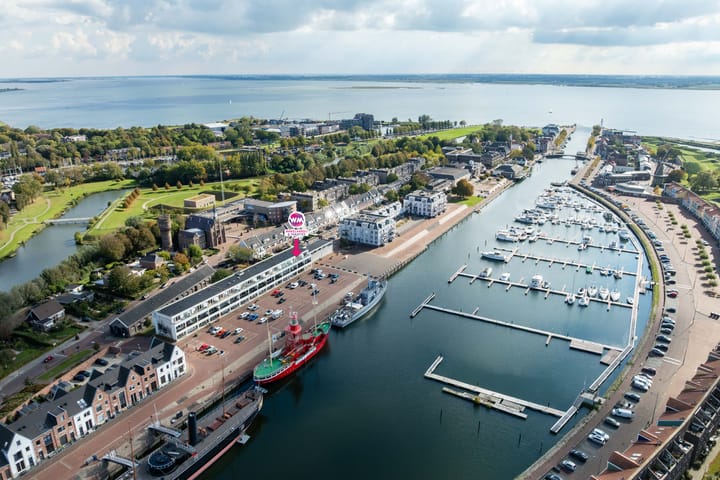 Photo 4 of Timmer Werf 57