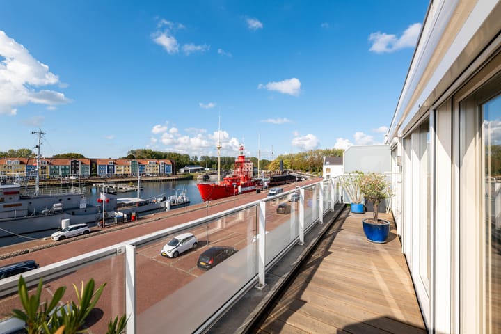 Photo 11 of Timmer Werf 57