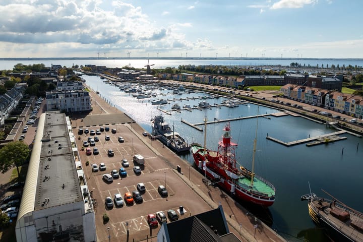 Photo 34 of Timmer Werf 57