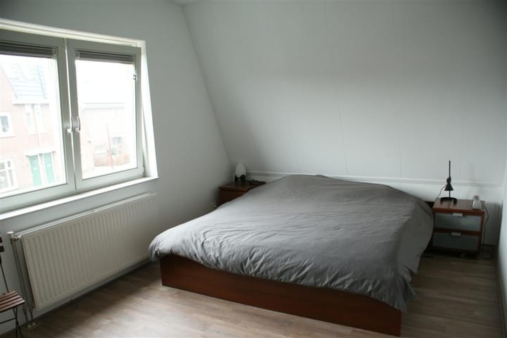 Foto 5 van Warmoeshof 14