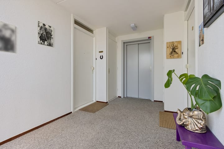 Photo 7 of Koevordermeerstraat 9