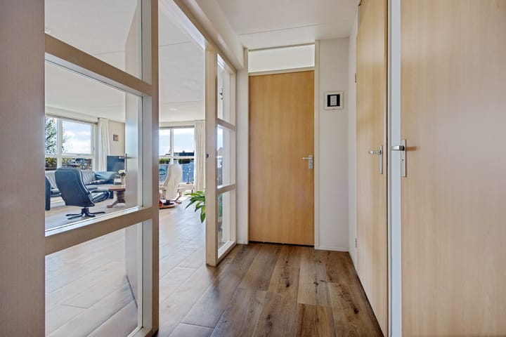 Photo 10 of Koevordermeerstraat 9