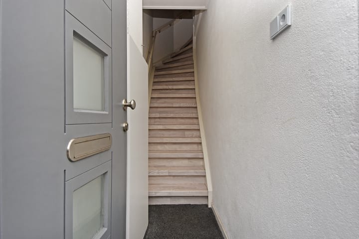 Photo 2 of Ockenburghstraat 54