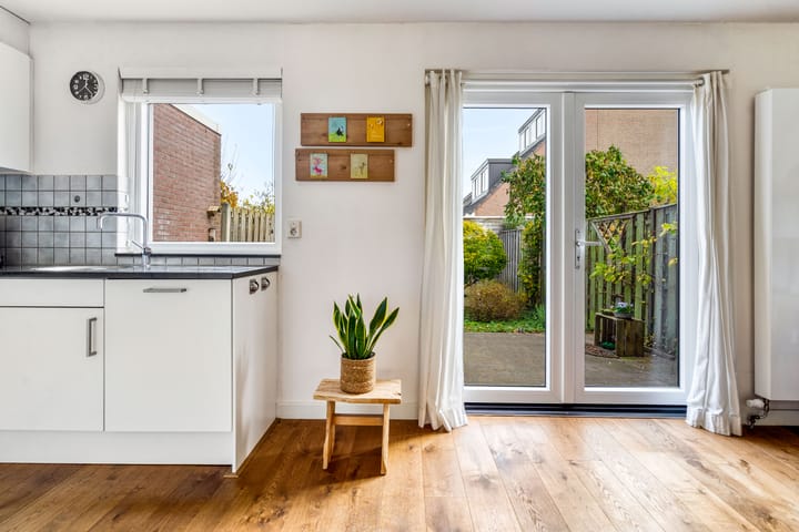 Foto 16 van Ebenezer Howardpark 6