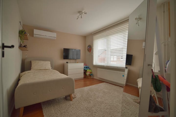 Foto 51 van Bernadettelaan 29