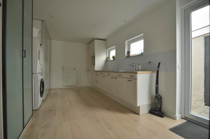 Foto 21 van Bernadettelaan 29