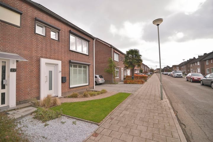 Foto 5 van Bernadettelaan 29