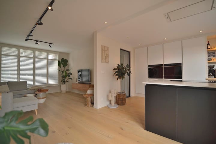 Foto 13 van Bernadettelaan 29