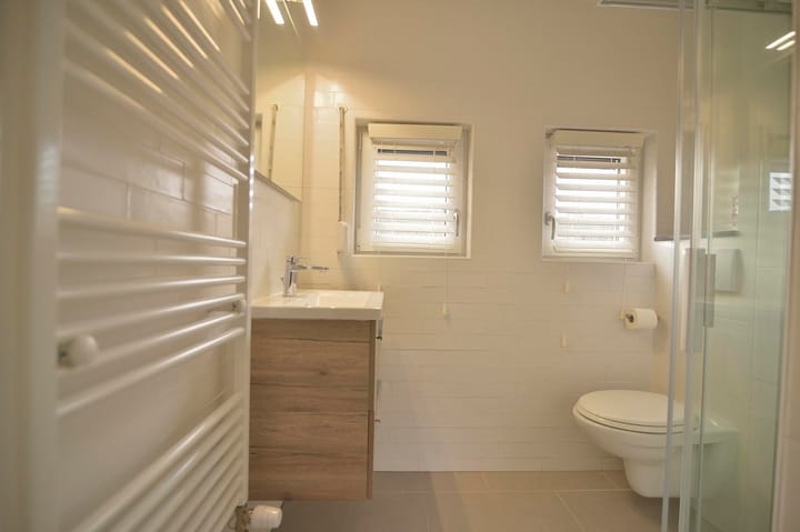 Foto 56 van Bernadettelaan 29