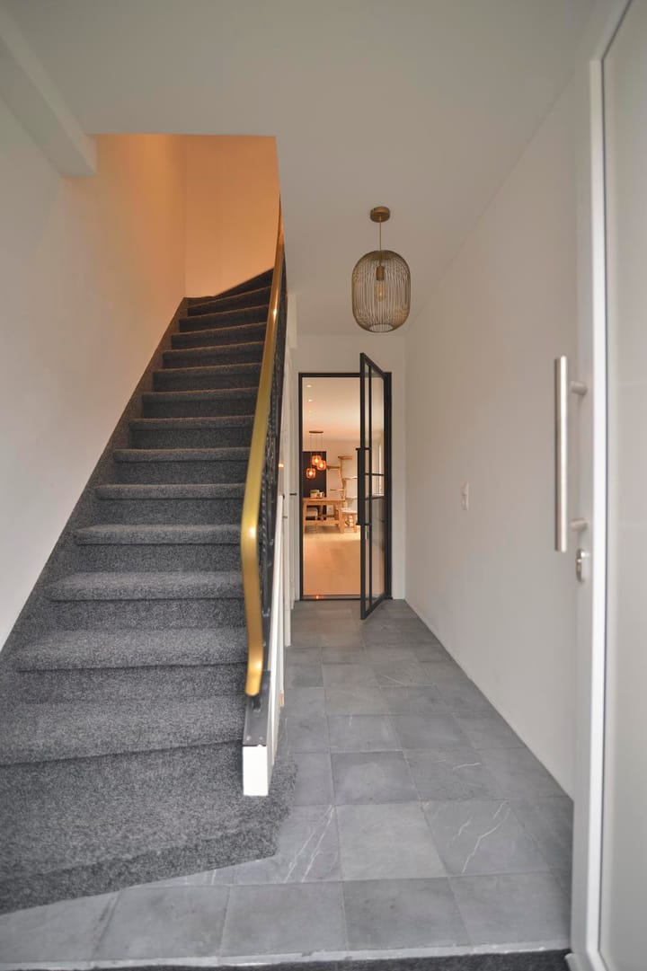 Foto 8 van Bernadettelaan 29