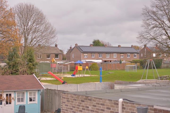 Foto 48 van Bernadettelaan 29