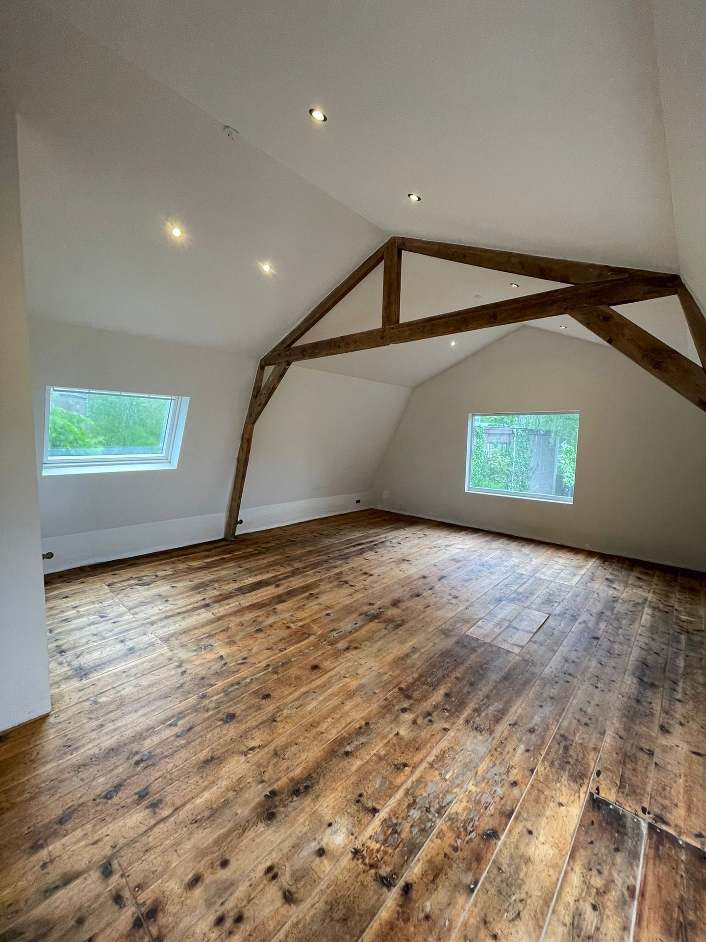 View photo 3 of Naarderstraat 84