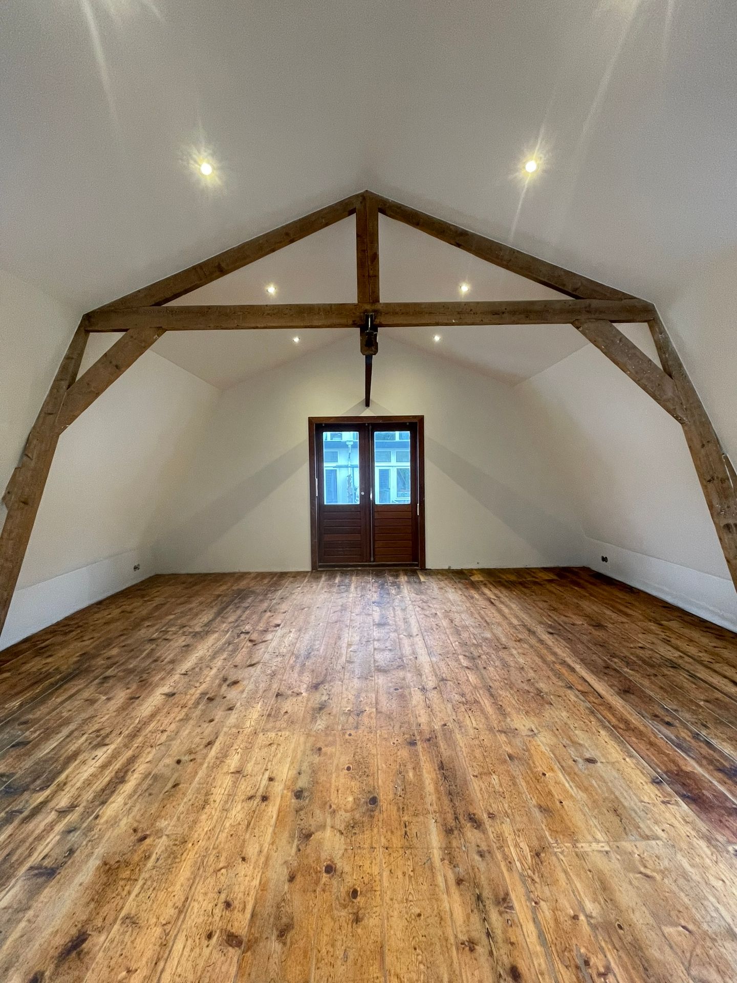 View photo 5 of Naarderstraat 84