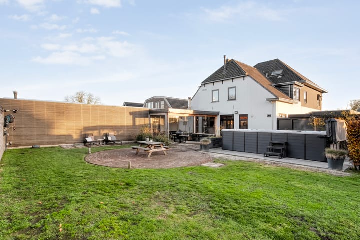 Foto 112 van Gramsbergerweg 14