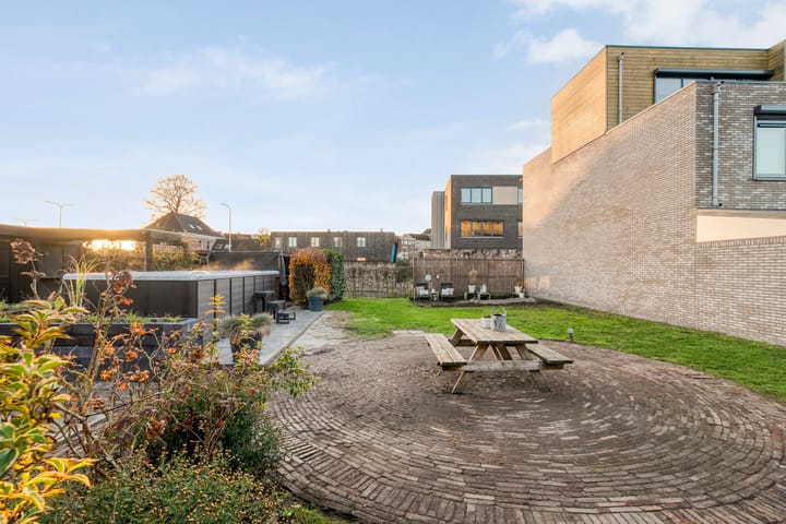 Foto 114 van Gramsbergerweg 14