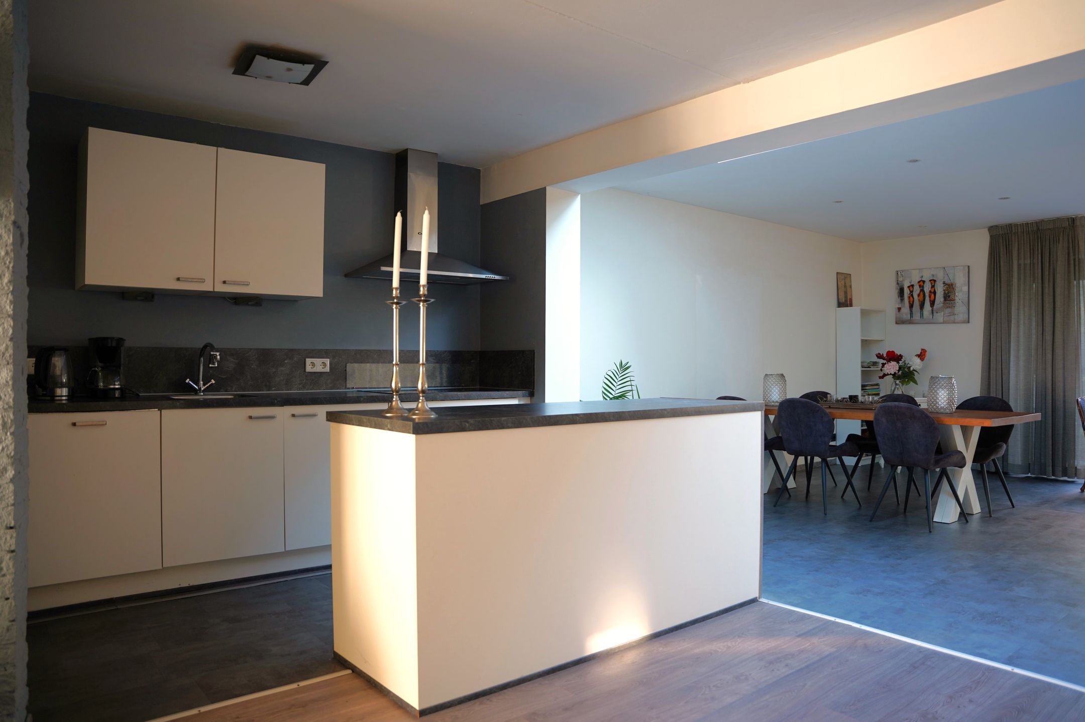 Photo 57 of Hanzestraat 35