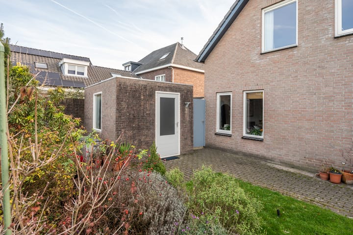 Photo 39 of Kruisstraat 119