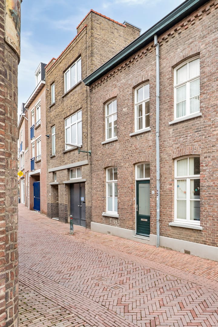 Photo 6 of Helstraat 45