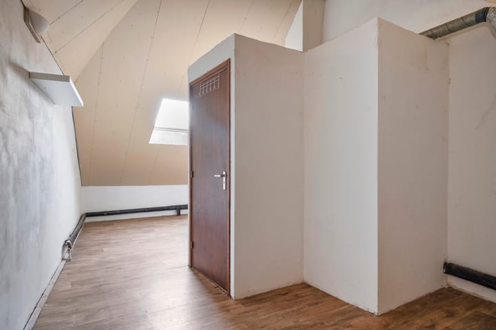 Photo 29 of Helstraat 45