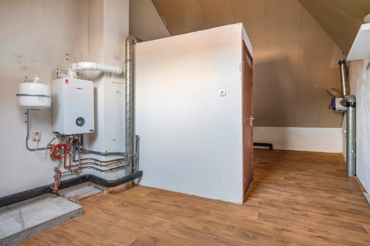 Photo 30 of Helstraat 45