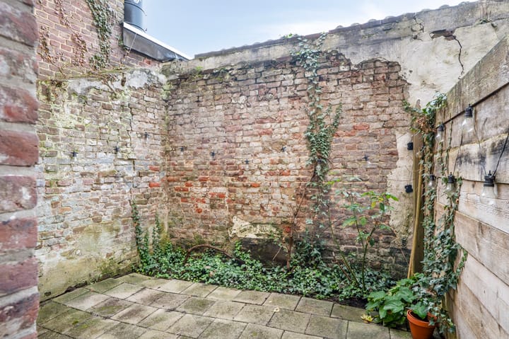 Photo 19 of Helstraat 45