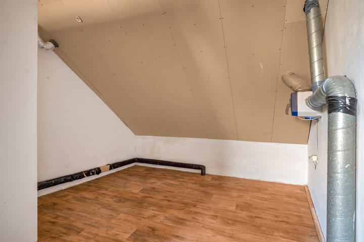 Photo 32 of Helstraat 45