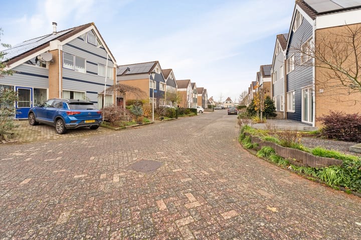 Foto 54 van De Helm 8