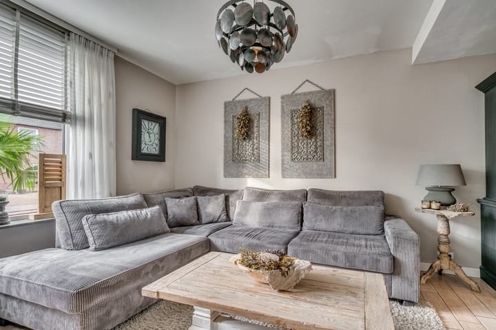 Photo 5 of Wilhelminastraat 25