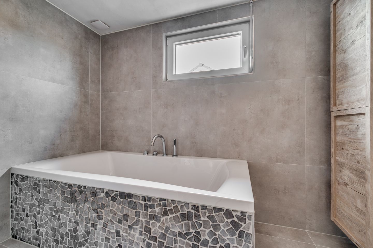 Photo 35 of Wilhelminastraat 25