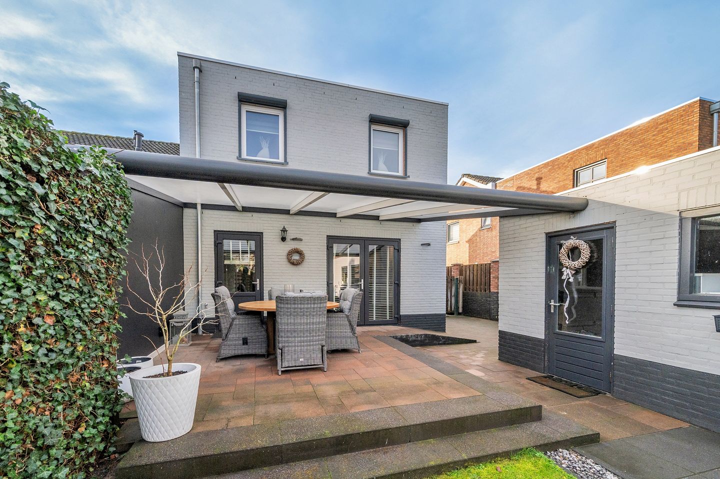 Photo 40 of Wilhelminastraat 25