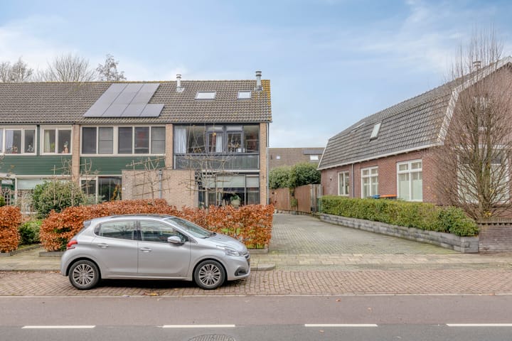 Photo 32 of Oldenbarnevelderweg 40