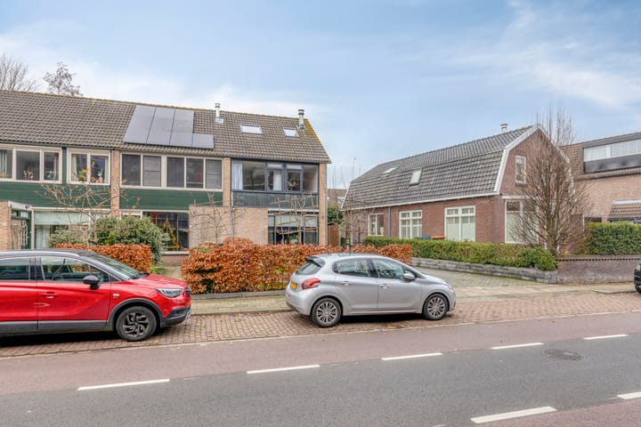 Photo 33 of Oldenbarnevelderweg 40