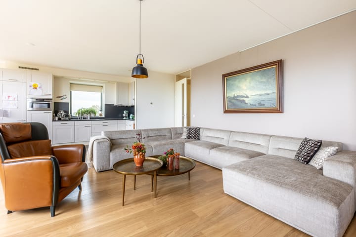 Foto 10 van Stationsplein 40