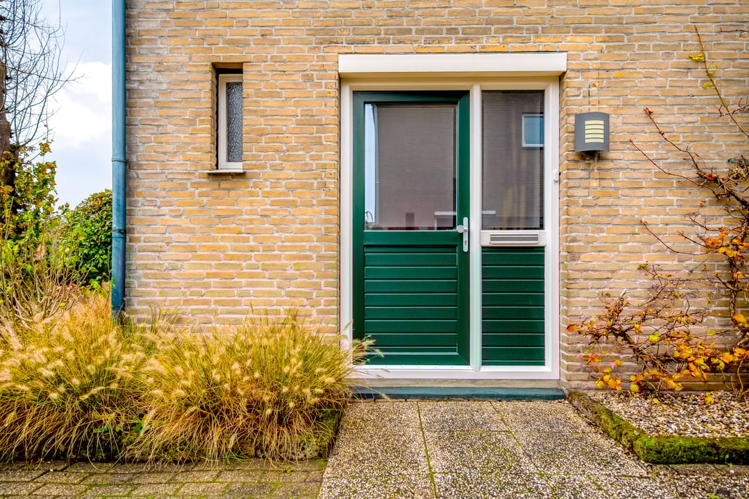 Photo 8 of Vogelenzangstraat 10