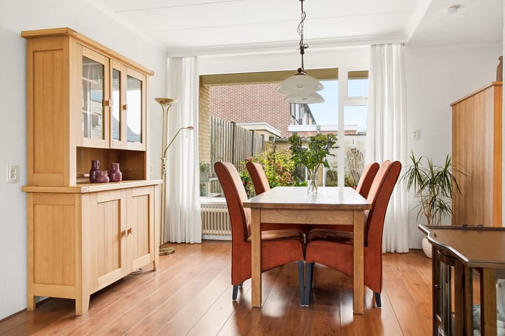 Foto 13 van Vogelenzangstraat 10