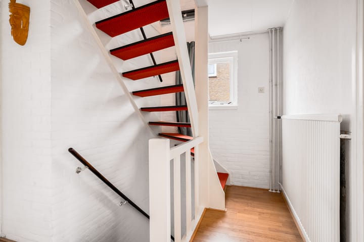 Foto 27 van Vogelenzangstraat 10