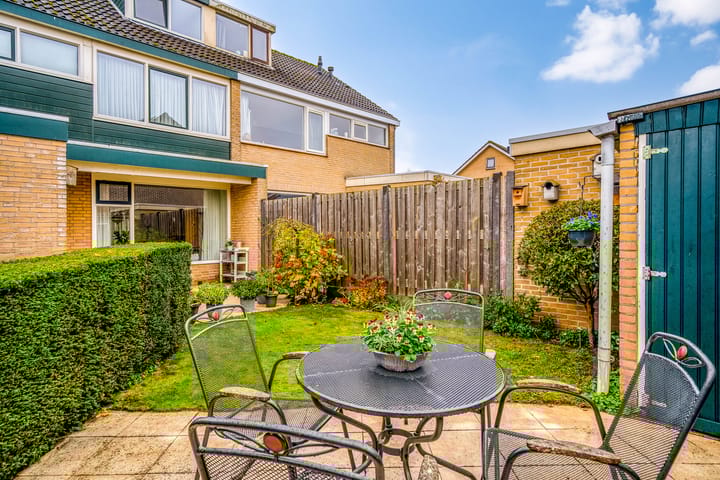 Foto 46 van Vogelenzangstraat 10