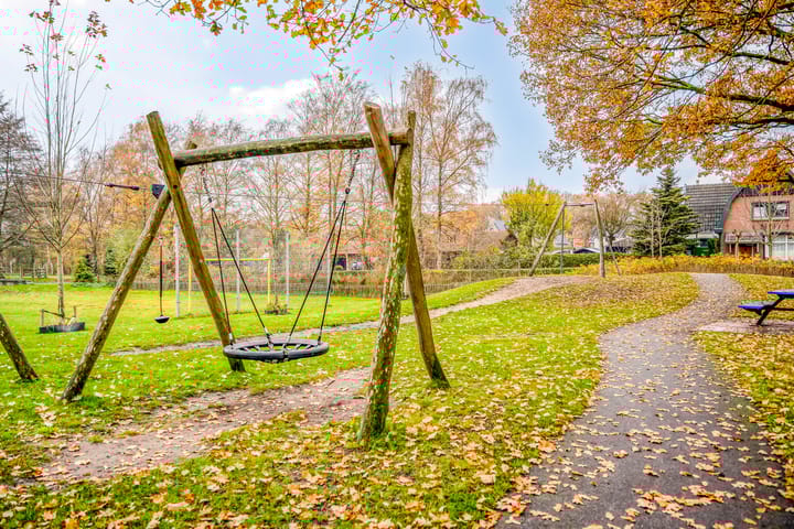 Foto 52 van Vogelenzangstraat 10