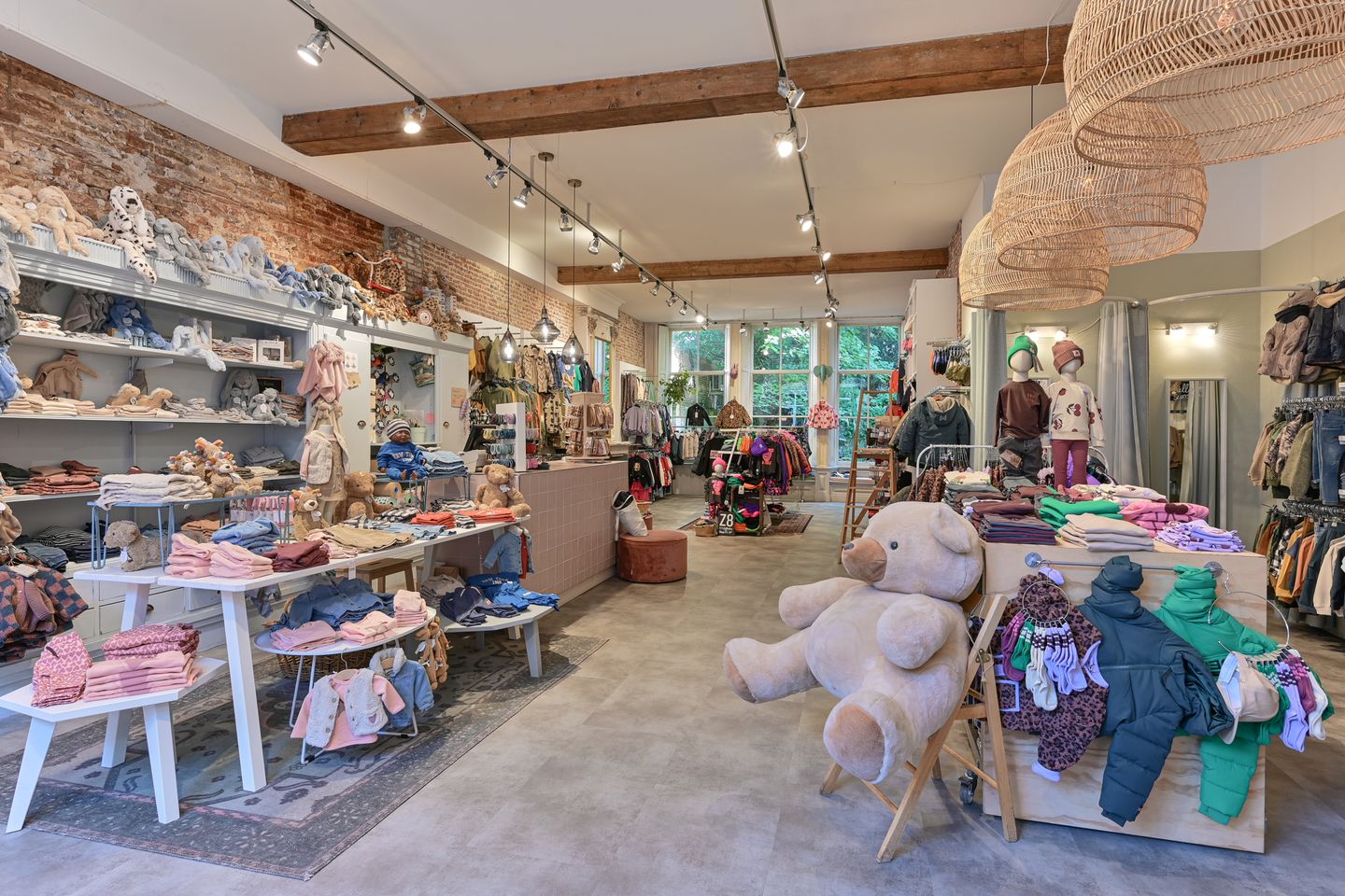 View photo 2 of Grote Kerkstraat 11