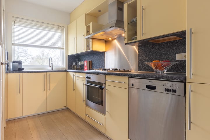 Photo 3 of Sinnigvelderstraat 427