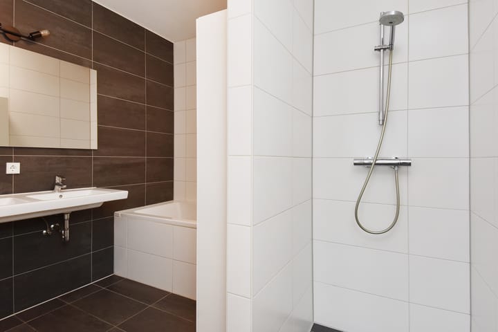 Foto 18 van Wilhelminakade 385