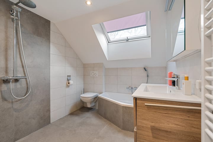 Photo 13 of Jekerstraat 23