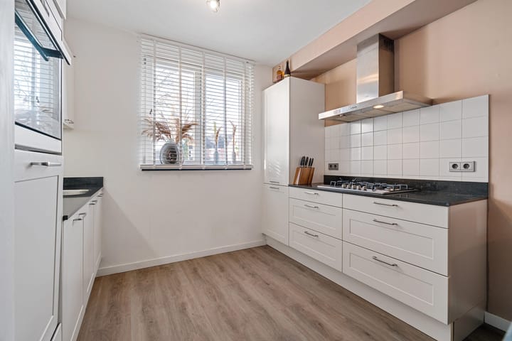 Photo 9 of Jekerstraat 23