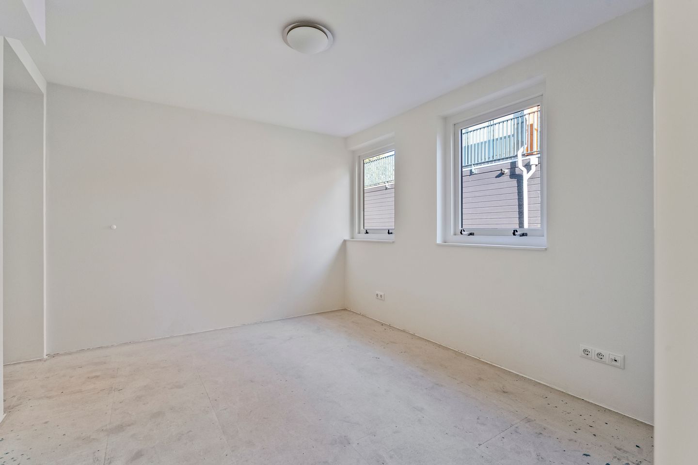 Photo 10 of Brink 33-I