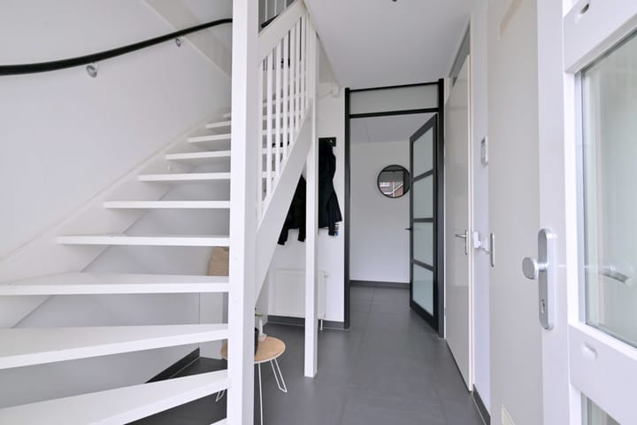 Photo 5 of Kuilovenstraat 12