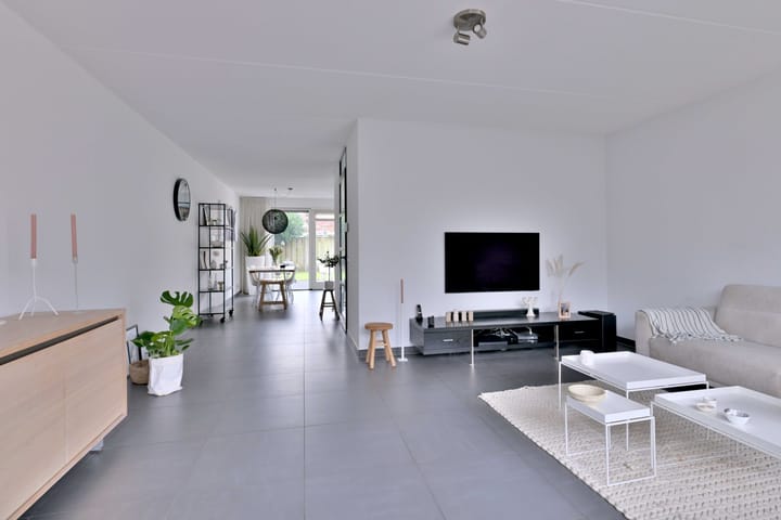 Photo 9 of Kuilovenstraat 12