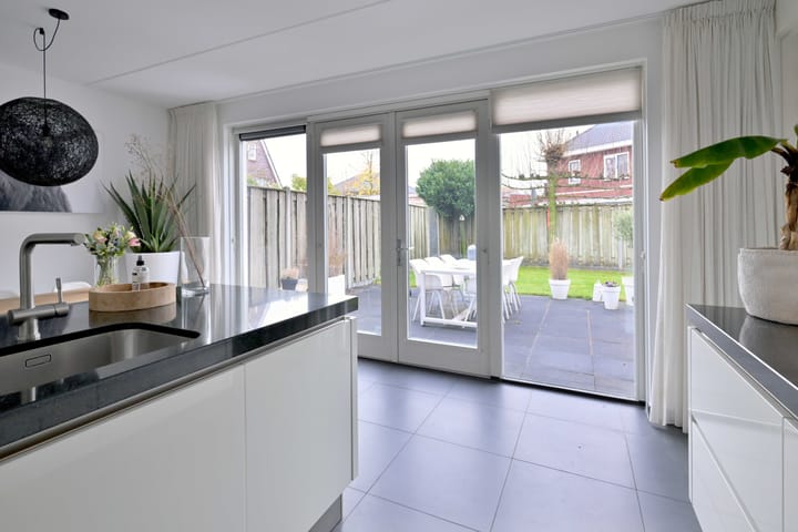 Photo 16 of Kuilovenstraat 12