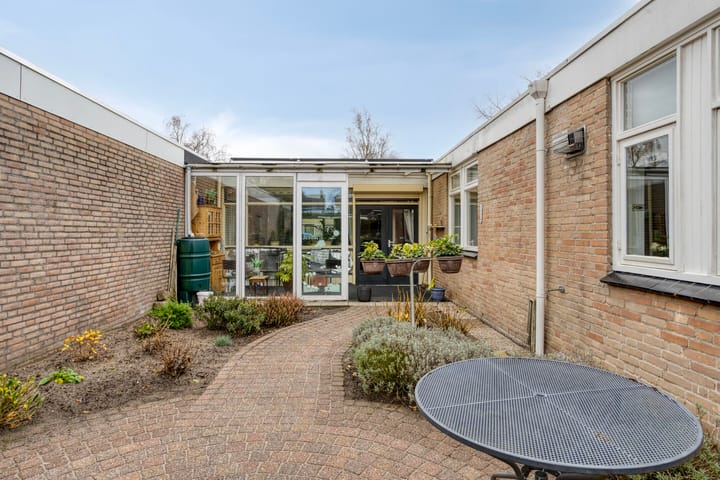 Photo 3 of Van Vurenstraat 6