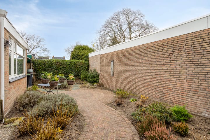 Photo 20 of Van Vurenstraat 6