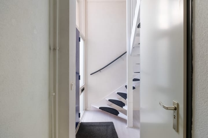 Photo 15 of Teenschillerlaan 32